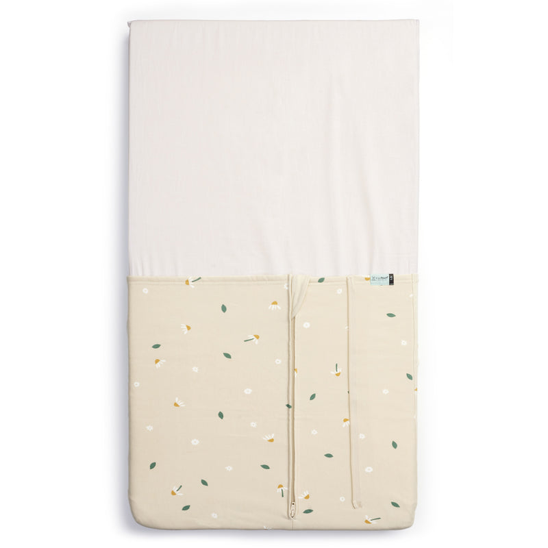 ergoPouch Cot Tuck Sheet - Daisy Sprinkle I Tog 0.2/1.0